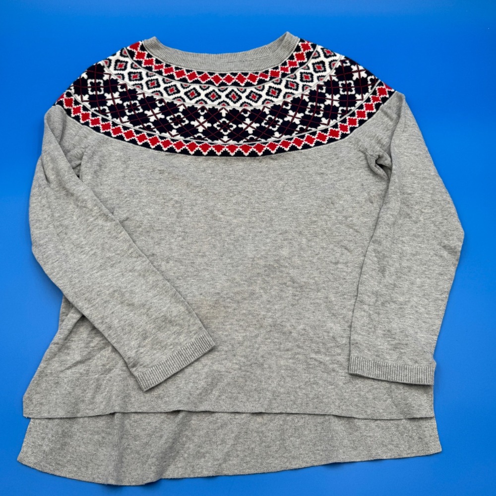 Crown‎ & Ivy Women's Gray Fair Isle Knit Sweater Crew Neck Size Medium